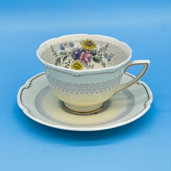Royal Doulton Dining Vintage Royal Doulton Burnham Footed Cup And